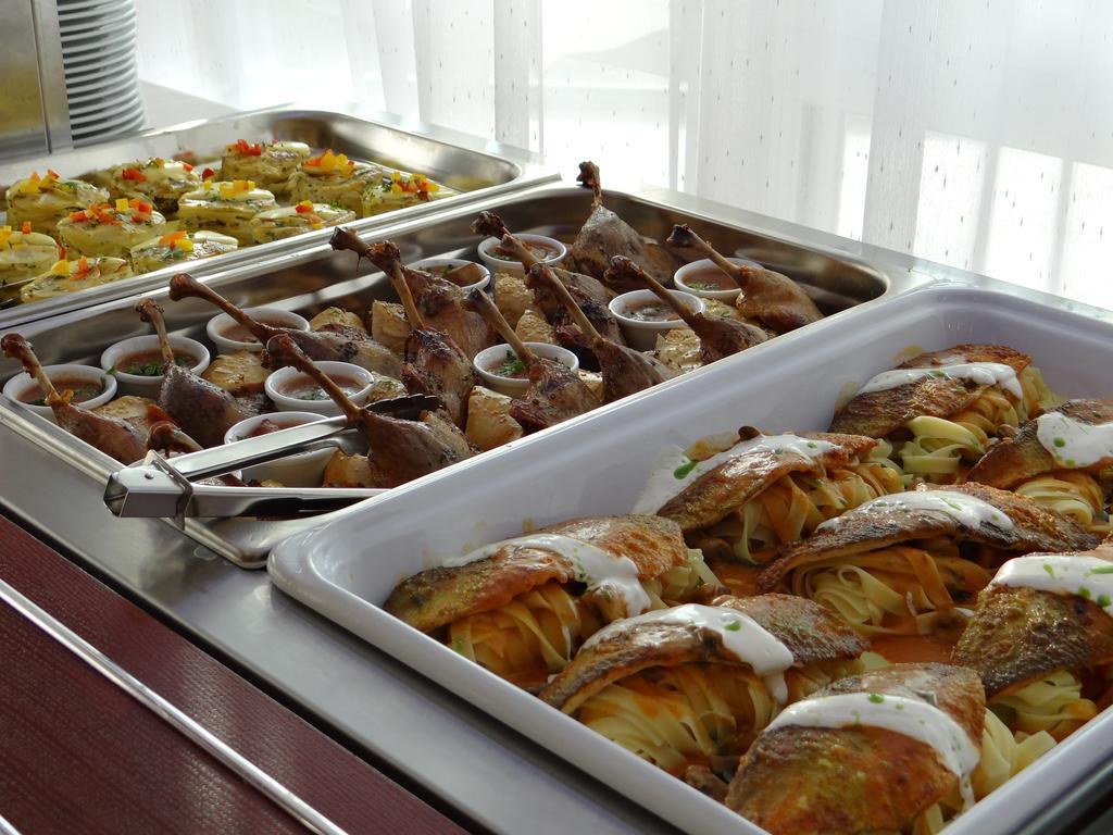 Luxury Hotel Siofok Luaran gambar