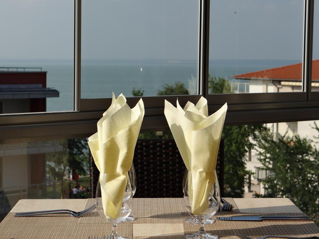 Luxury Hotel Siofok Luaran gambar